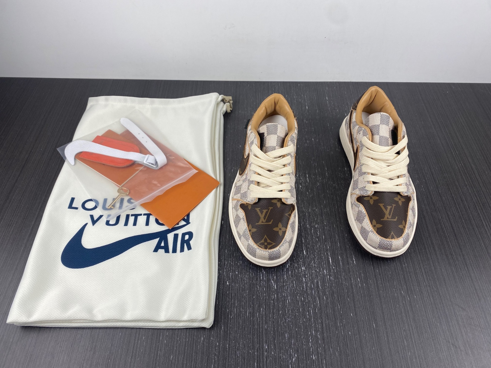 lwe sneaker