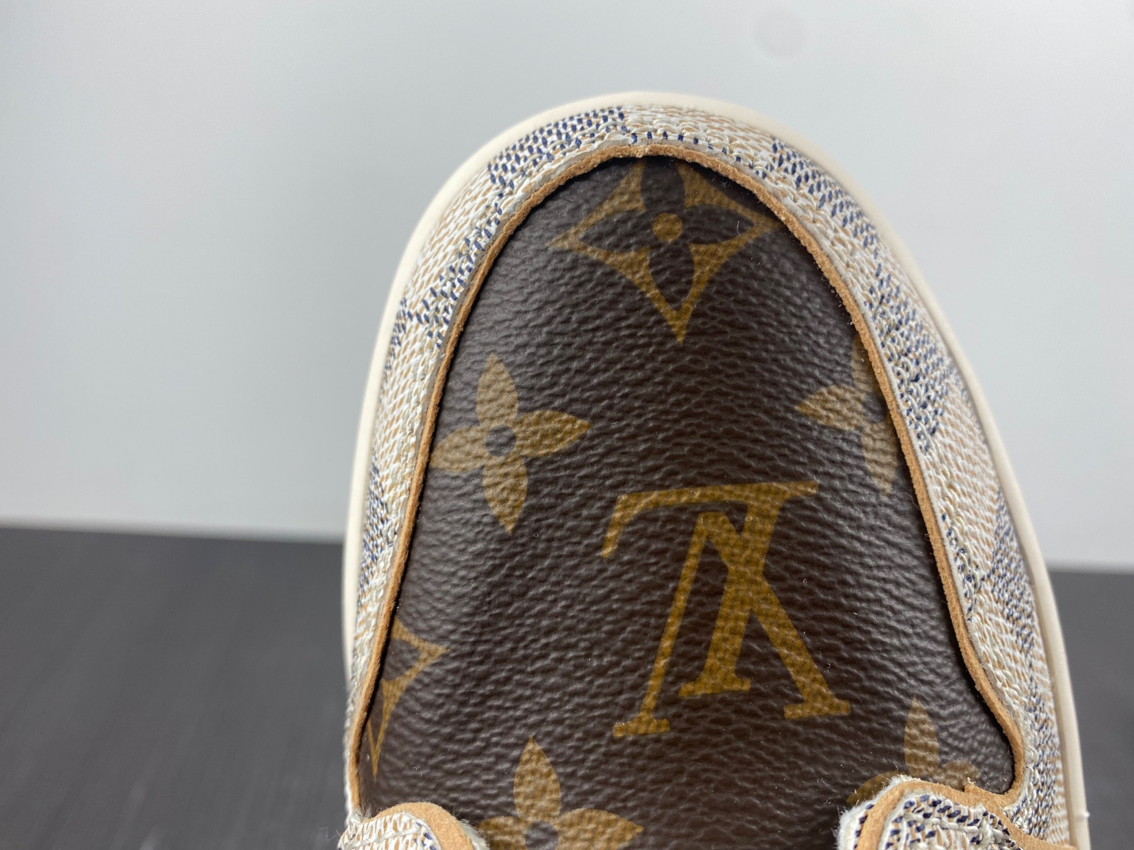 lwe sneaker