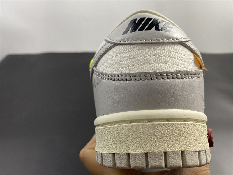 owt x nike dunk low dm1602-106