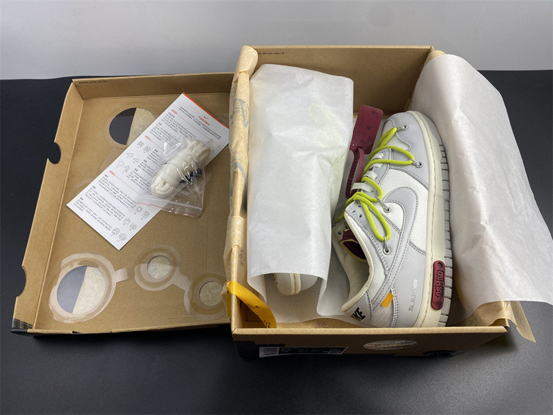 owt x nike dunk low dm1602-106