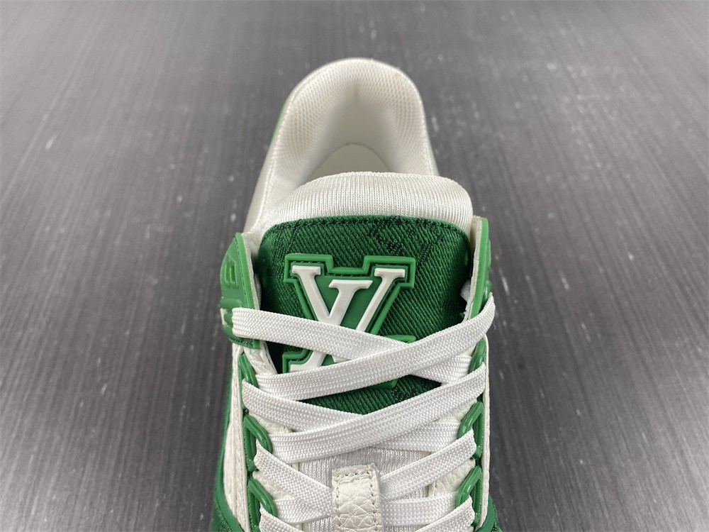 lwe sneaker
