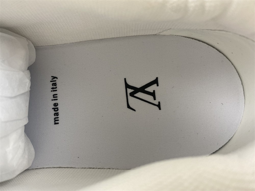 lwe sneaker