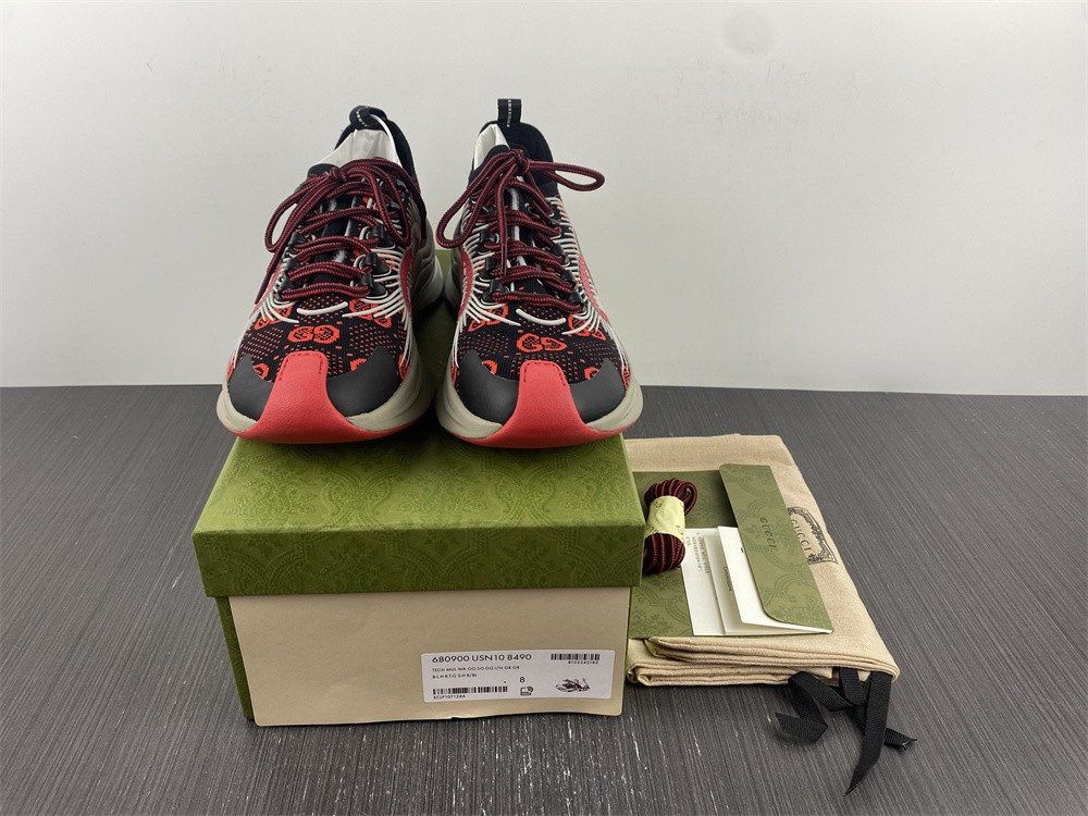 guci sneaker