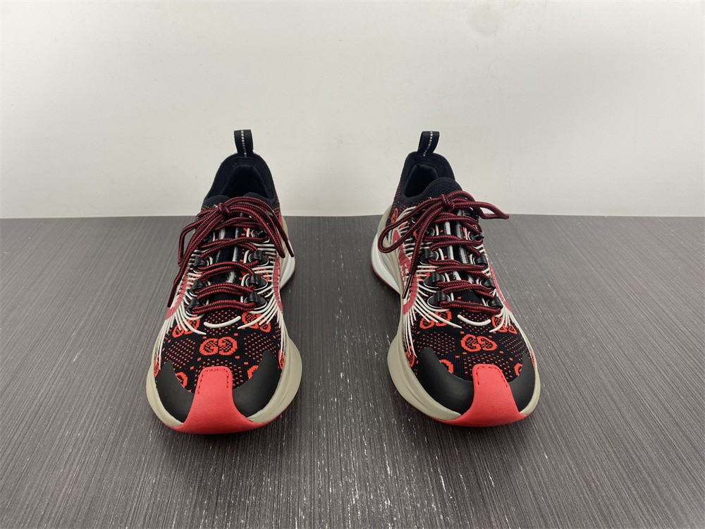 guci sneaker