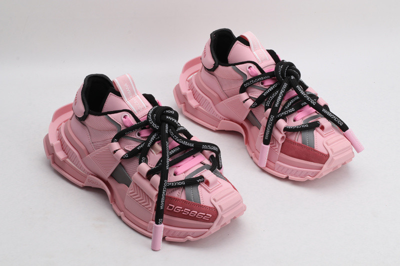 dg sneaker