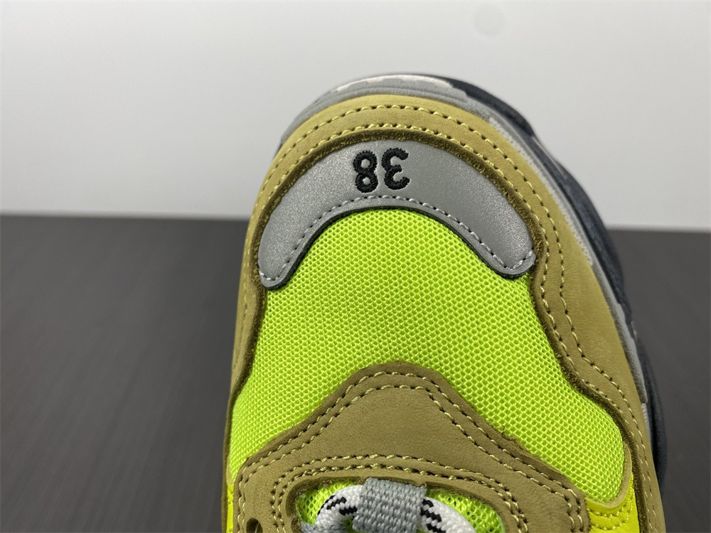 Ba*len*cia*ga triple s green grey 1.0 sneaker