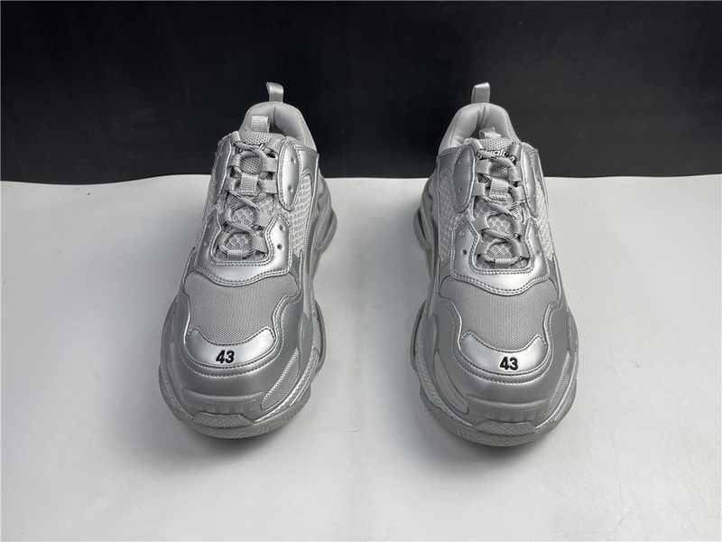 Ba*len*cia*ga triple s sliver