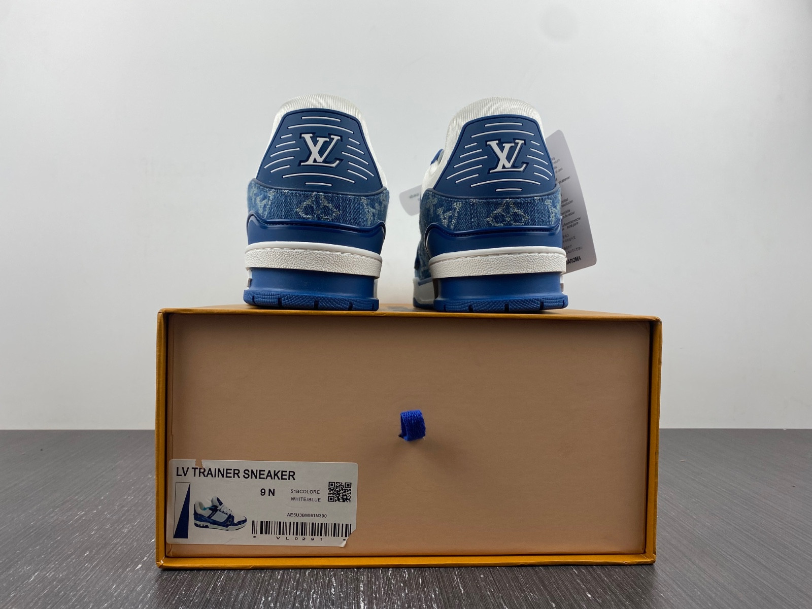 lwe sneaker
