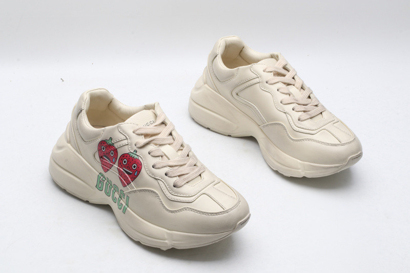 G*u*i sneaker