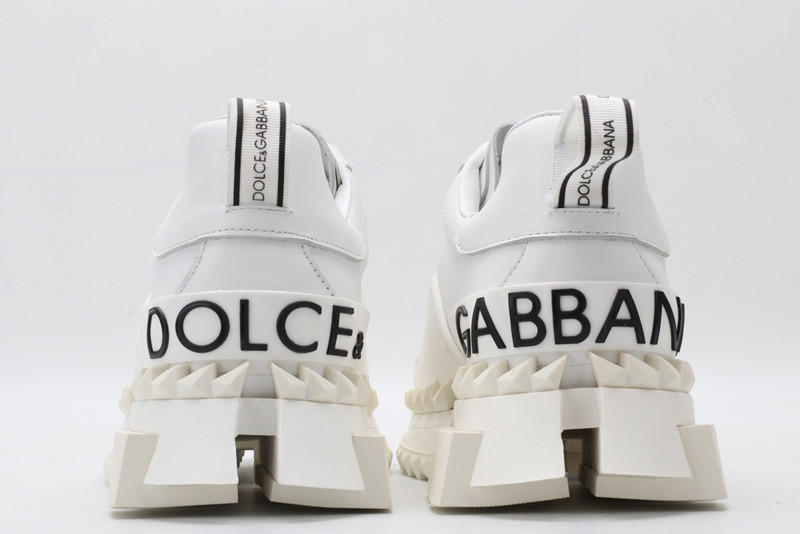 dg sneaker