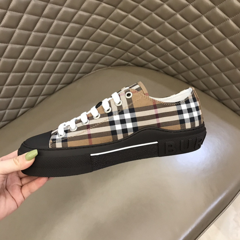 bubery sneakers