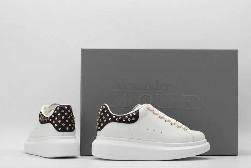 alex mcq