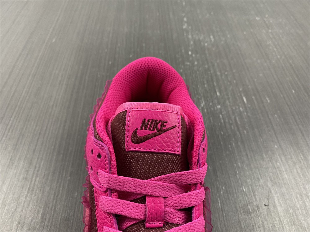 nike dunk low valentine