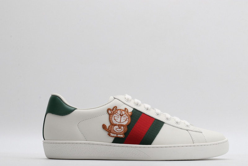G*u*i sneaker