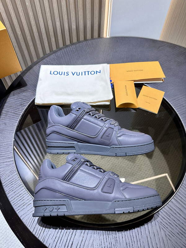 lwe sneaker