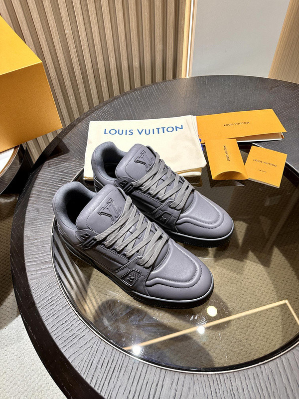 lwe sneaker
