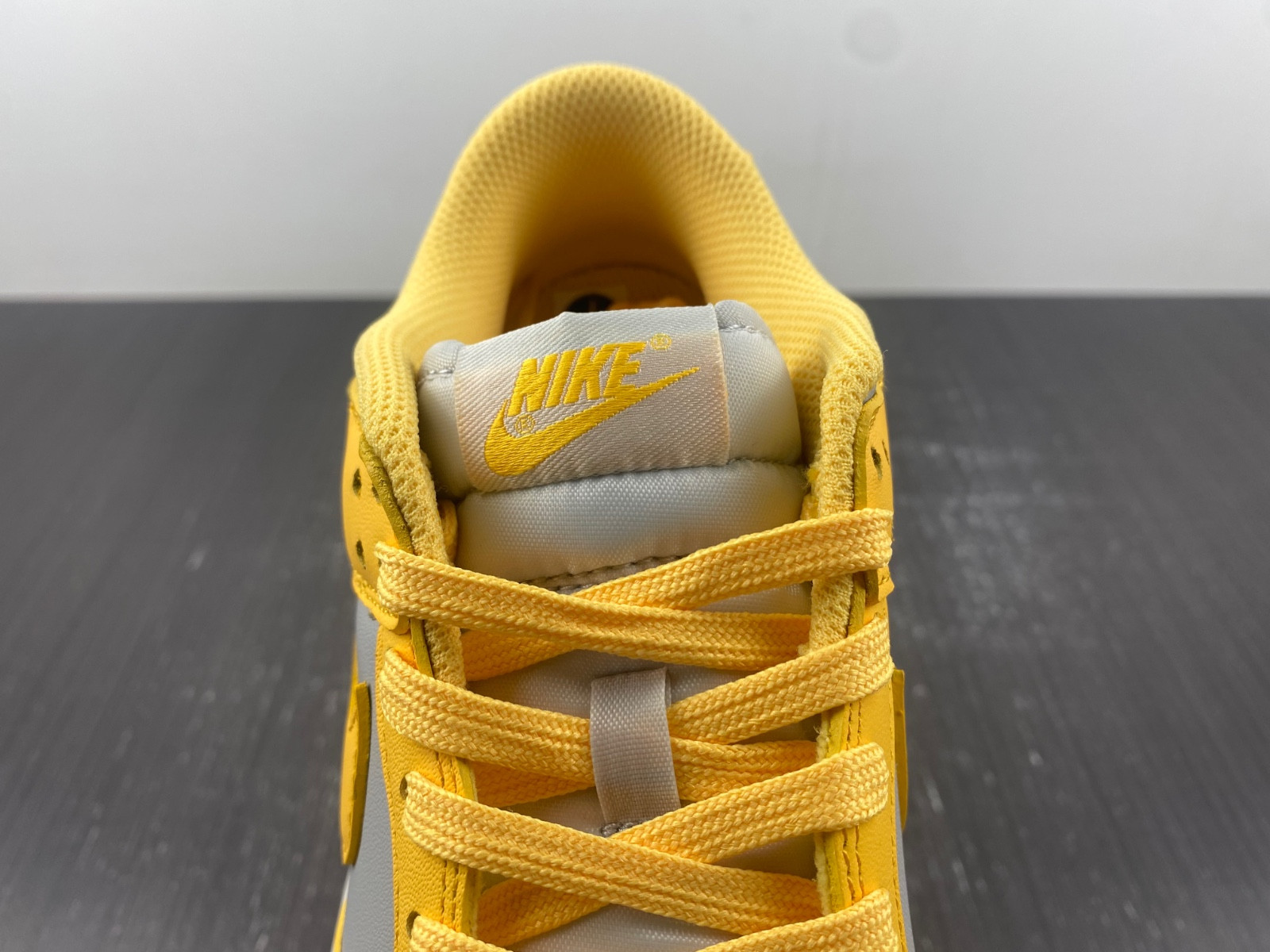nike dunk low citron pulse (women