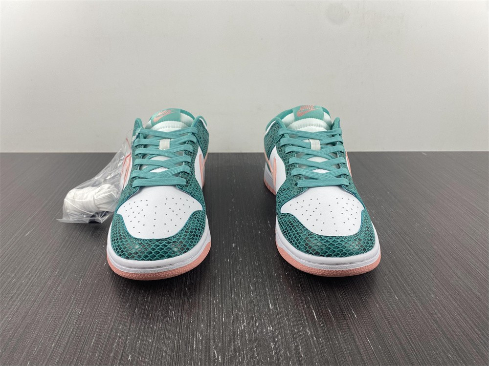 nike dunk low green snakeskin dr8577-300