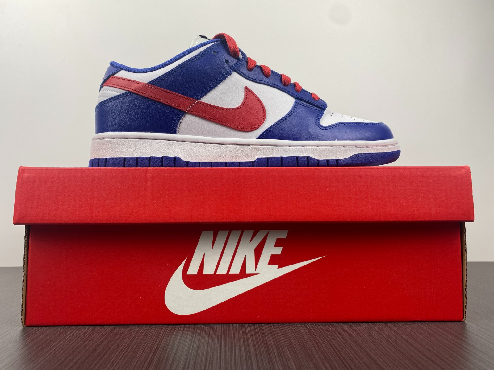 nike dunk low gs