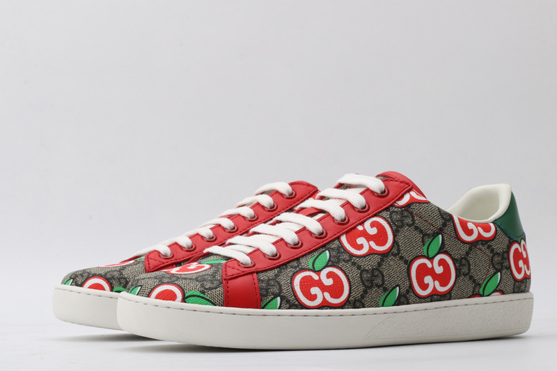 G*u*i sneaker