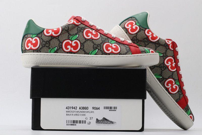 G*u*i sneaker