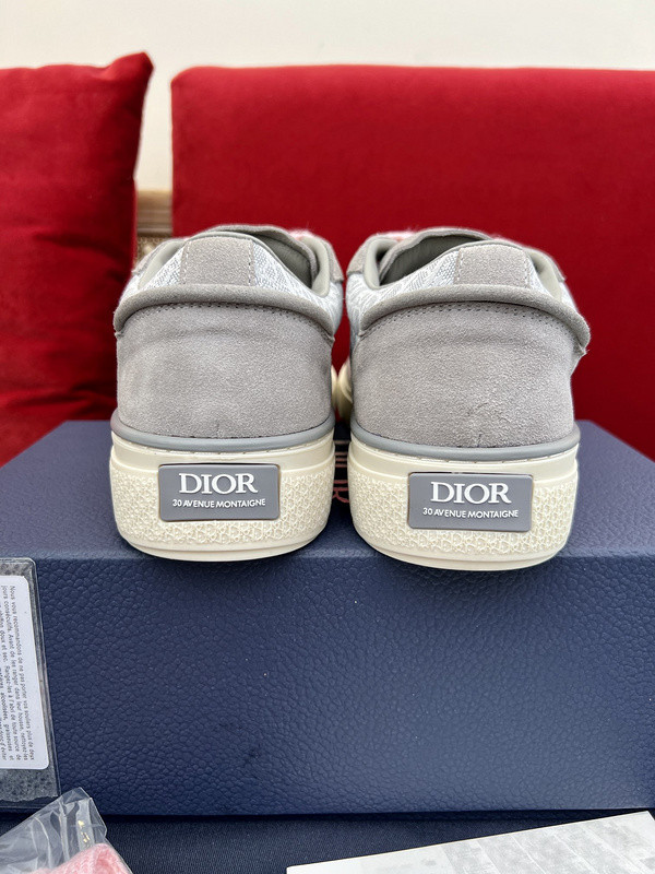 D*or b33 sneaker
