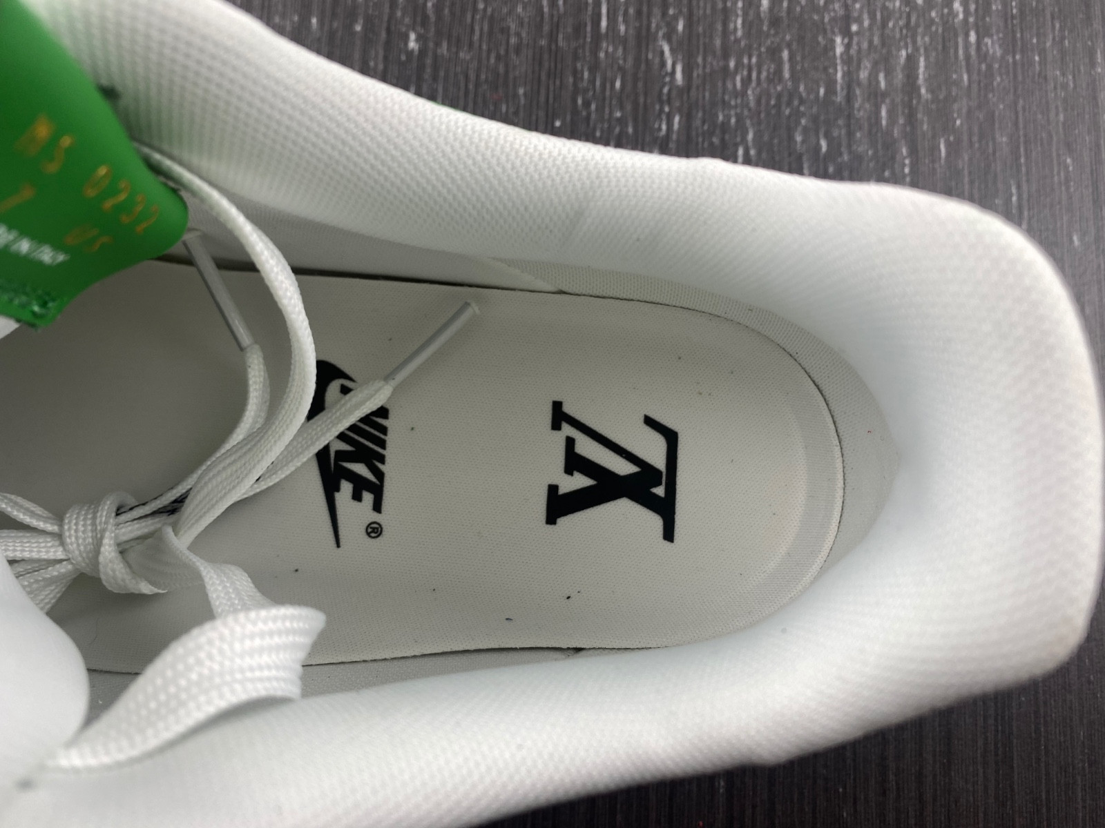 lwe sneaker