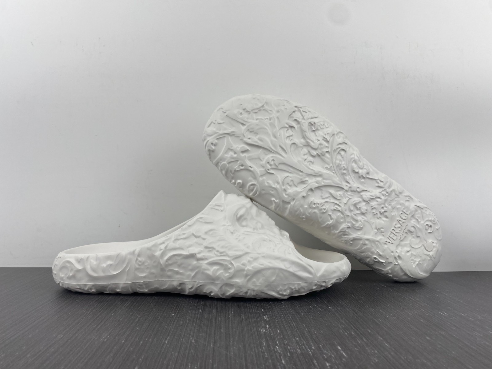 versece slipper