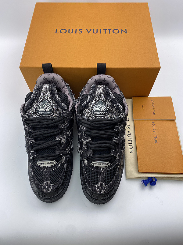 lwe skate sneaker