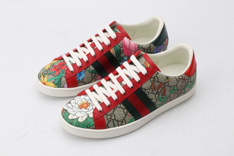 G*u*i sneaker