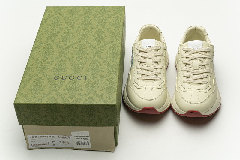 G*u*i sneaker