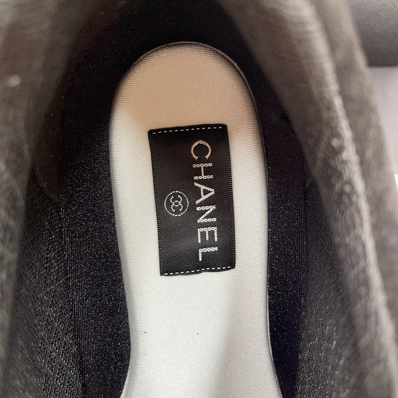 cane sneakers