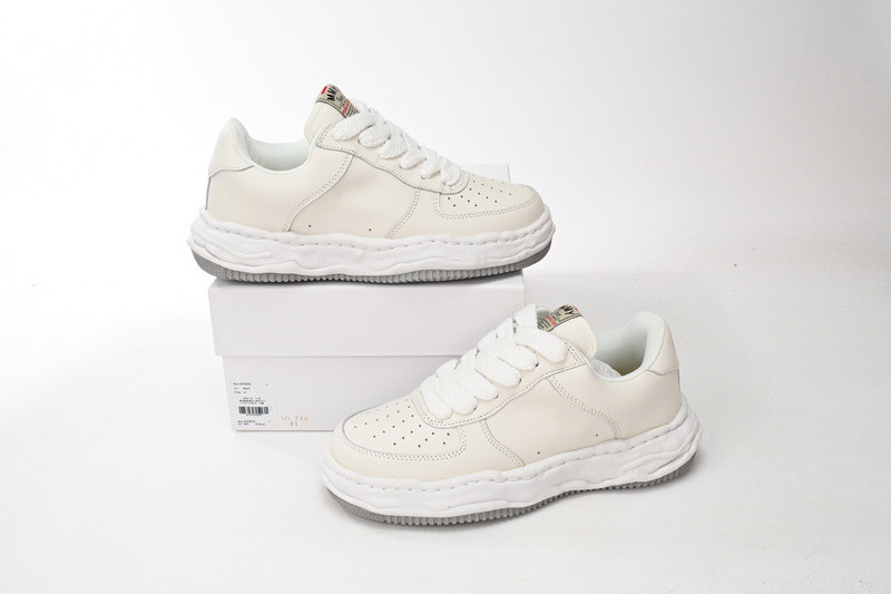 mmy sneaker 0045