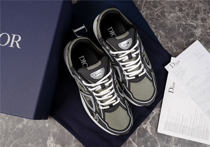D*or b30 sneaker