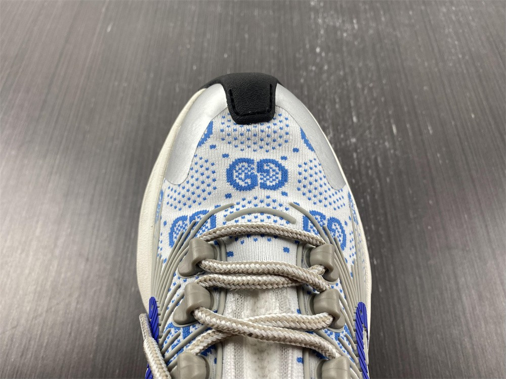 guci sneaker