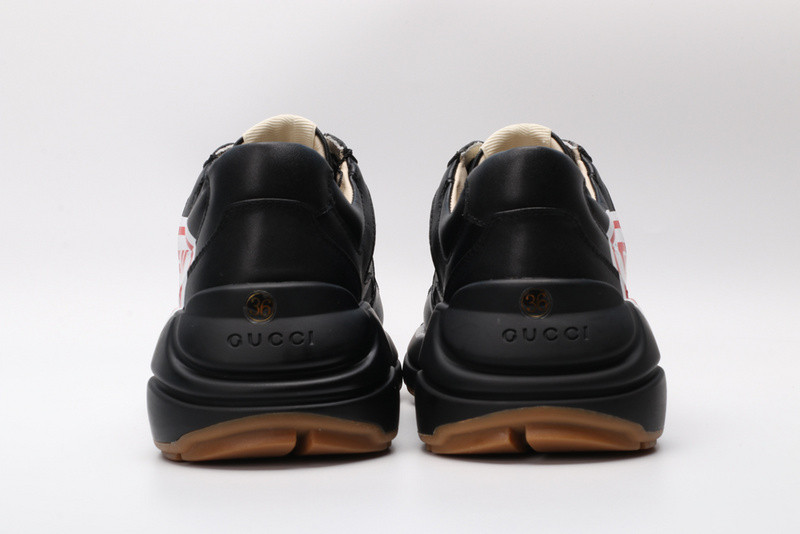 G*u*i sneaker