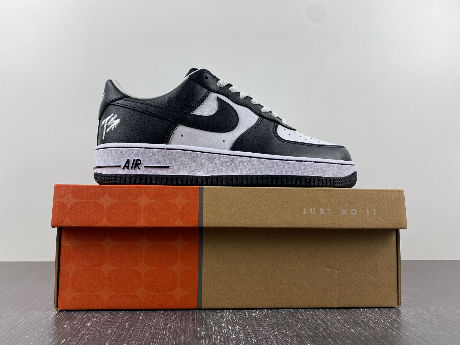 terror squad x air force 1 low 