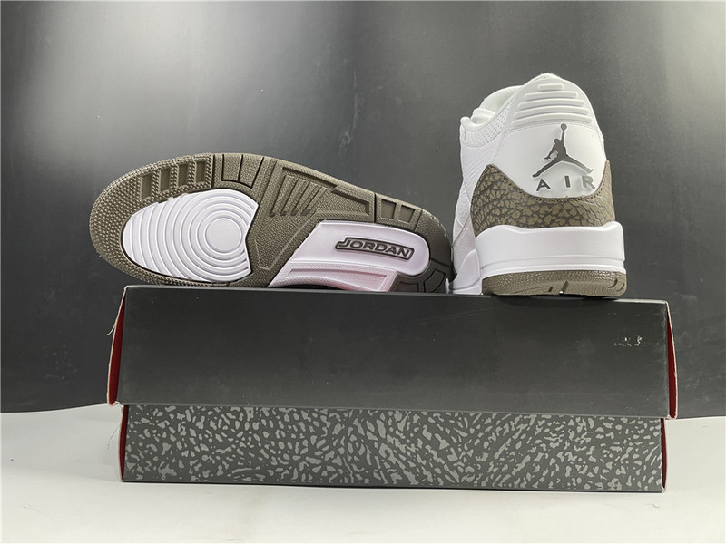 jordan 3 retro mocha (2018) - 136064-122