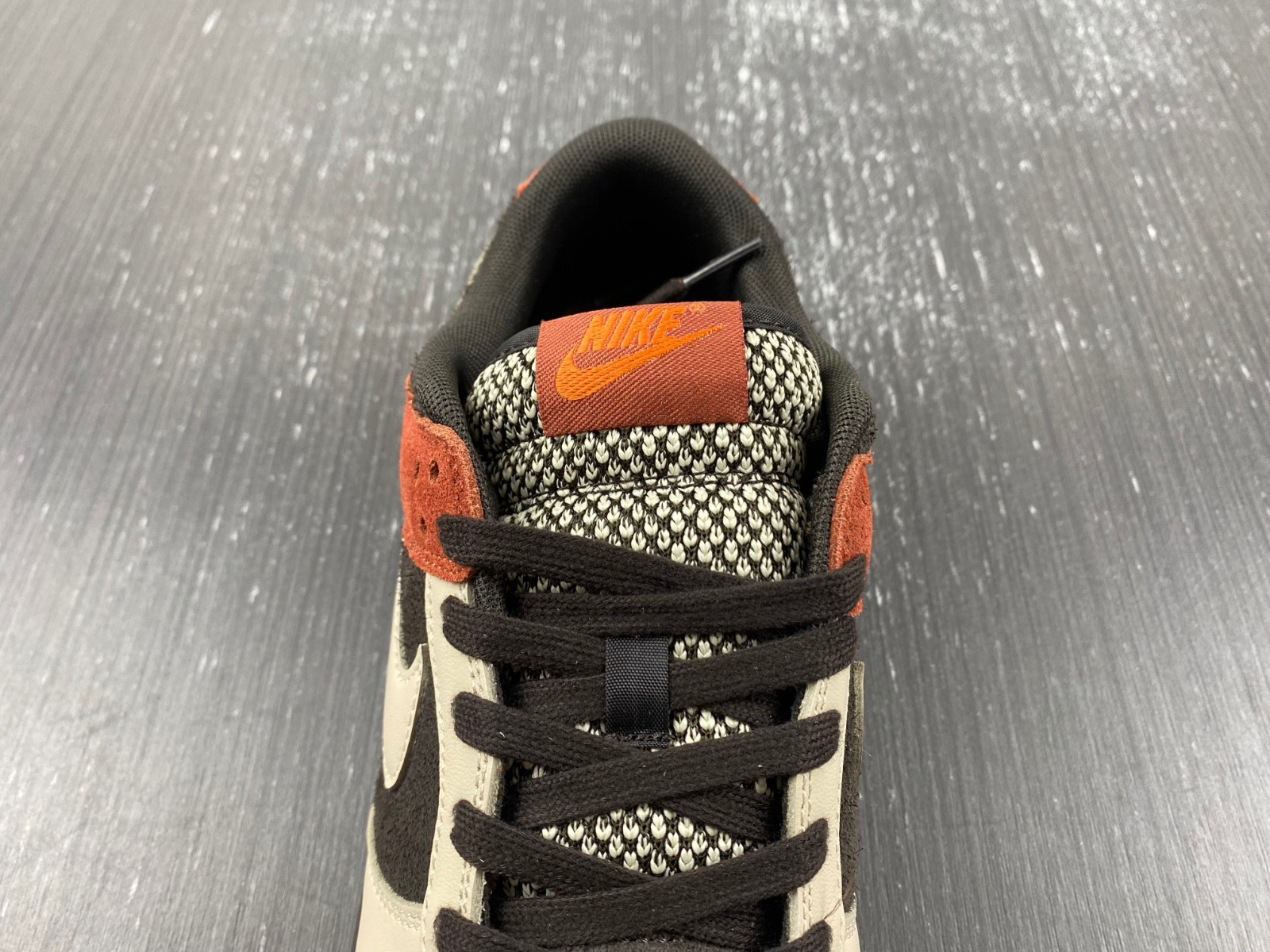 nike dunk low red panda fv0395-200