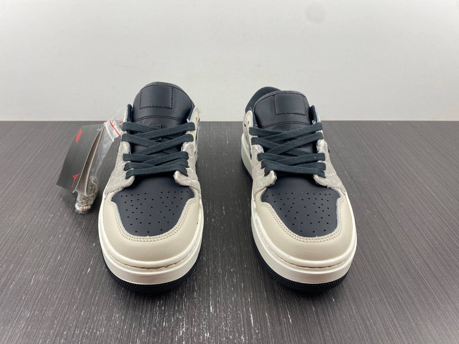 jordan 1 elevate low se anthracite light bone (w) dv1494-001