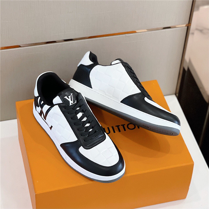 lwe sneaker