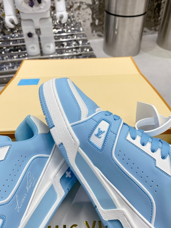 lwe sneaker