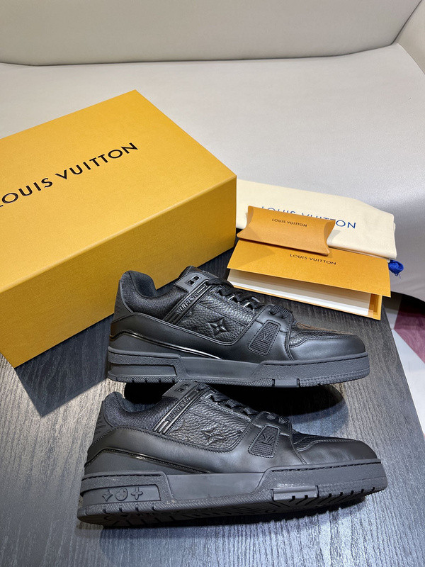 lwe sneaker