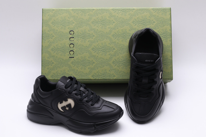 G*u*i sneaker