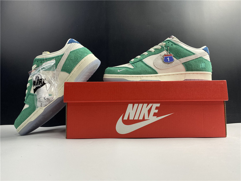 kasina x nike dunk low cz6501-101
