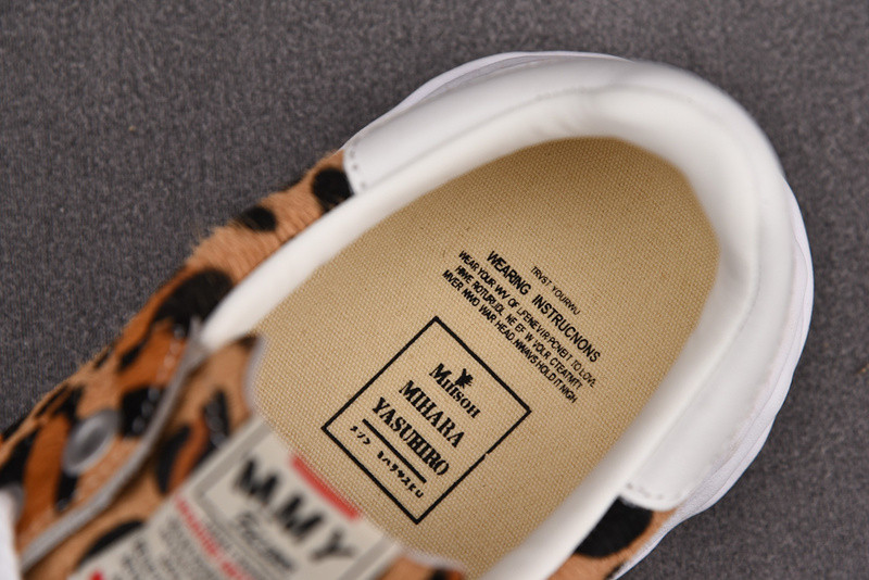 mmy sneaker 006
