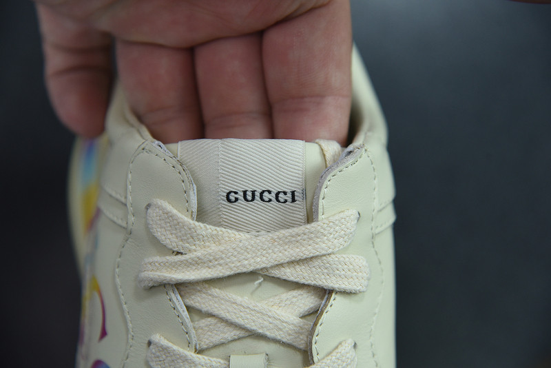 G*u*i sneaker