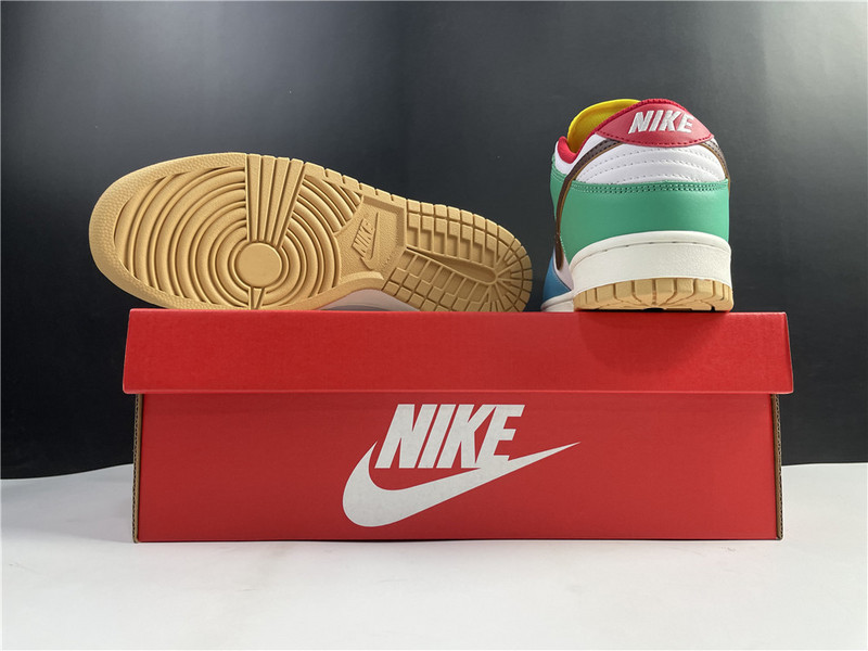 nike dunk low “free 99” dh0952-100