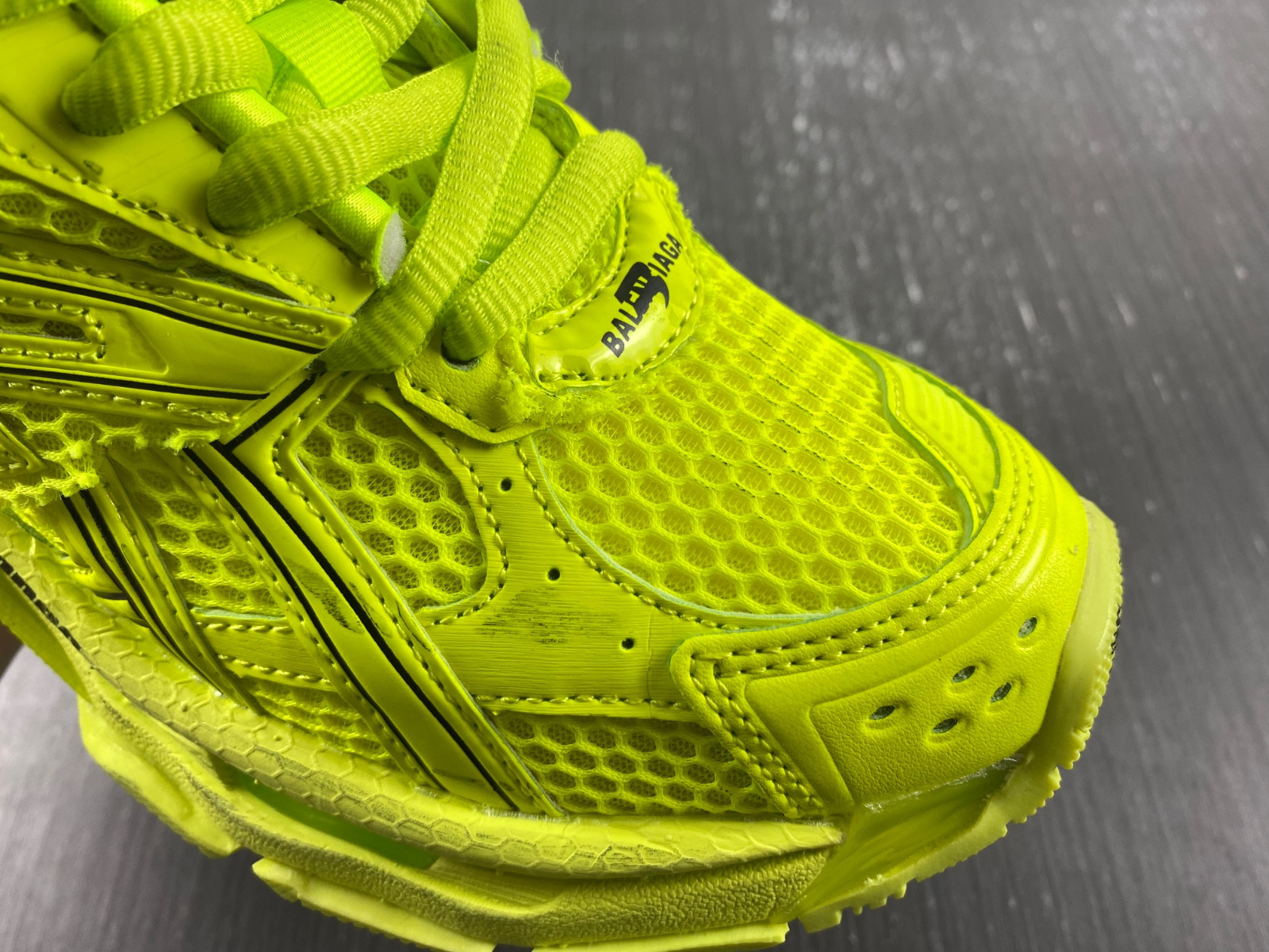 Ba*len*cia*ga 7.0 runner sneaker