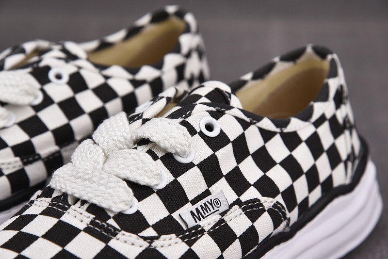 mmy sneaker 005
